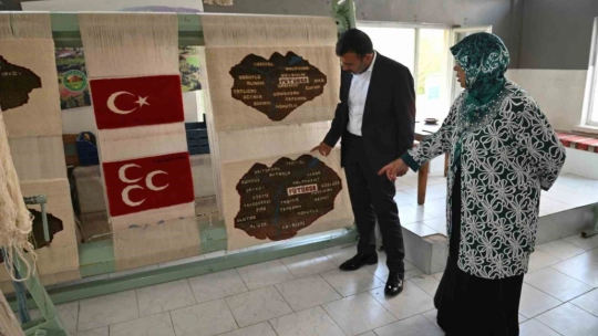 Malatya'da kadınlar hayatı 'ilmek ilmek' kazanıyor