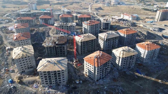 Malatya'da TOKİ deprem konutları hızla yükseliyor