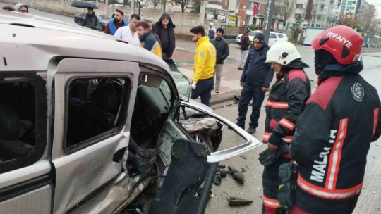 Malatya'da trafik kazasında 1 kişi hayatını kaybetti