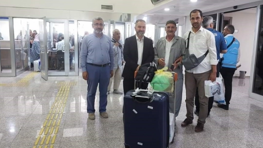 Malatyalı hacıların yurda dönüşü başladı