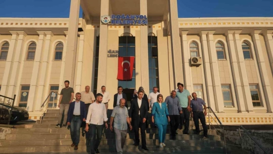Milletvekili Ölmeztoprak, Doğanyol'da esnaf ve vatandaşların taleplerini dinledi