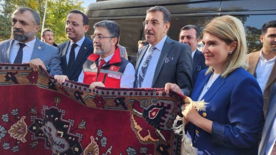 Milletvekili Ölmeztoprak vatandaşların taleplerini Bakan Yumaklı'ya iletti