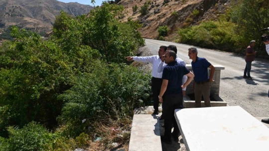 Pütürge'de asfalt çalışmaları devam ediyor