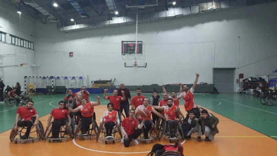 Tekerlekli Sandalye Basketbol takımı ve Voleybol takımı haftayı galibiyetle kapattı
