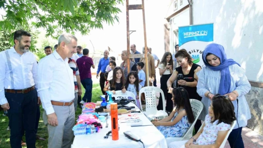 Topsöğüt'lü çocuklar 'iyilik makası' etkinliğinde keyifli anlar yaşadılar