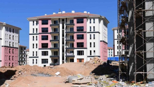 Yakınca TOKİ konutları yıl sonu teslim edilecek