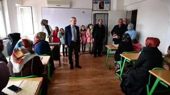 Yeşilyurt'taki kültürel etkinlikler büyük ilgi görüyor