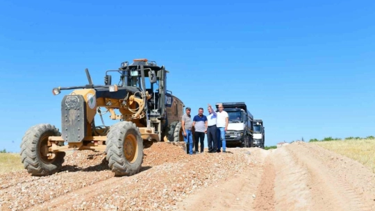 Yeşilyurt'un merkez ve kırsal bölgelerinin ulaşım ağı konforlu hale geliyor