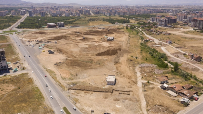 100. Yıl Kent Parkı Yapımı Son Sürat Devam Ediyor