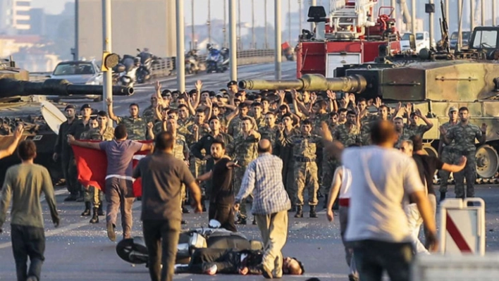 15 Temmuz: Halkın darbecilere galebe çaldığı bir milat