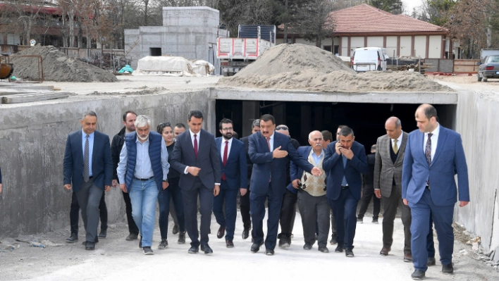 Başkan Gürkan, Millet Kütüphanesi otoparkında inceleme yaptı