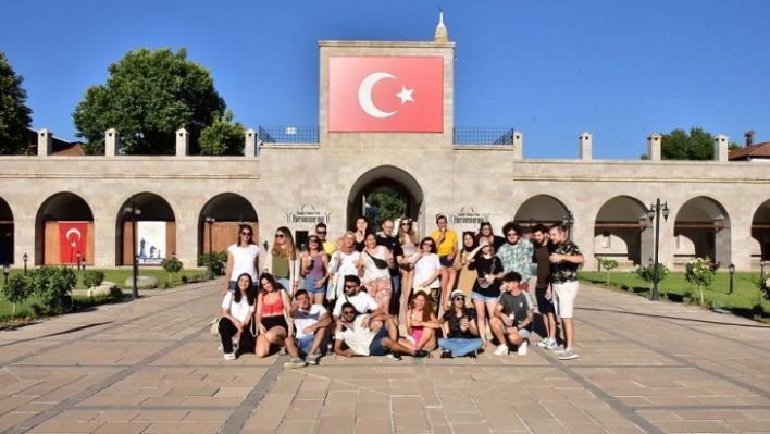 Erasmus Öğrencileri Arslantepe Höyüğünü Ziyaret Etti