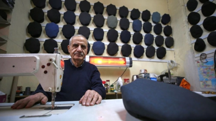 İhsan Tatu kasketçiliği 61 yıldır yaşatmaya çalışıyor