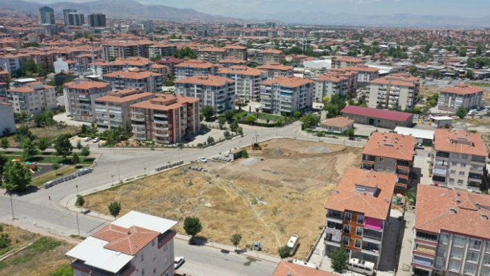 İlyas Mahallesine Yeni Park Alanı Yapılıyor