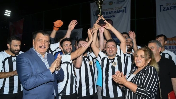 Malatya'da futbol ve voleybol turnuvası sona erdi