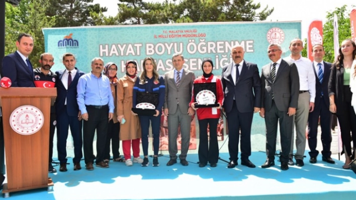 Malatya'da Hayat Boyu Öğrenme Haftası Kutlandı