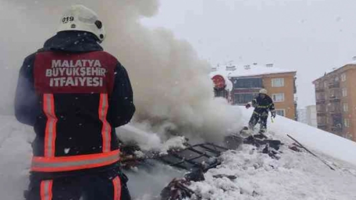 Malatya'da müstakil evde yangını çıktı