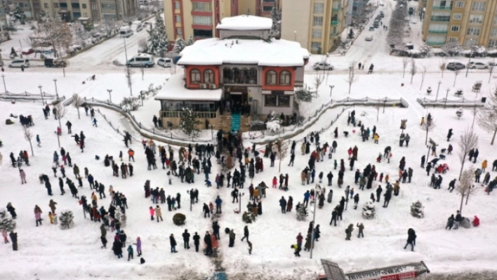 Malatya'da 'Kartopu ve Kardan Adam Şenlikleri' düzenlendi