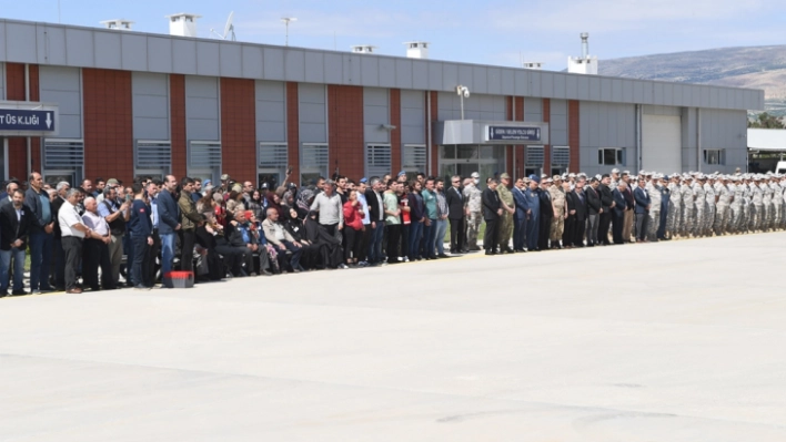 Şehit Piyade Sözleşmeli Er Celal Tekedereli Dualarla Uğurlandı