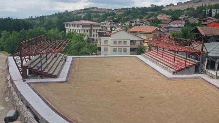 Yeşilyurt Güreş Sahasında Çalışmalar Devam Ediyor