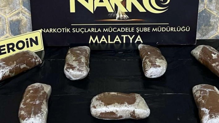 Yolcu otobüsünde yaklaşık 4 kilogram eroin ele geçirildi