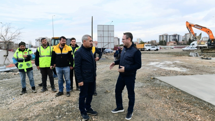 Konteynerler Yeşilyurt'a Kuruluyor