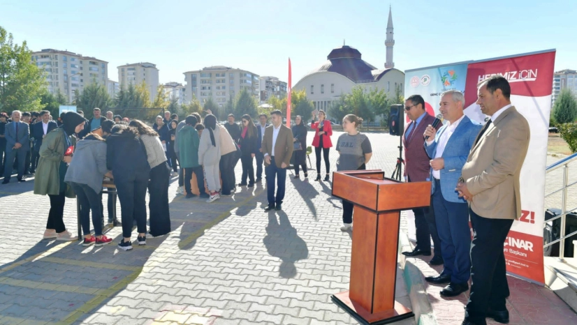 Öğrenciler Farklı Projeleriyle Farkındalık Oluşturuyor